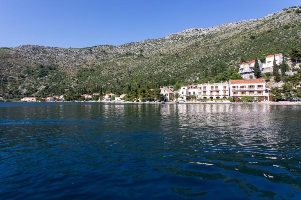 Villa Malfi Затон Стая снимка