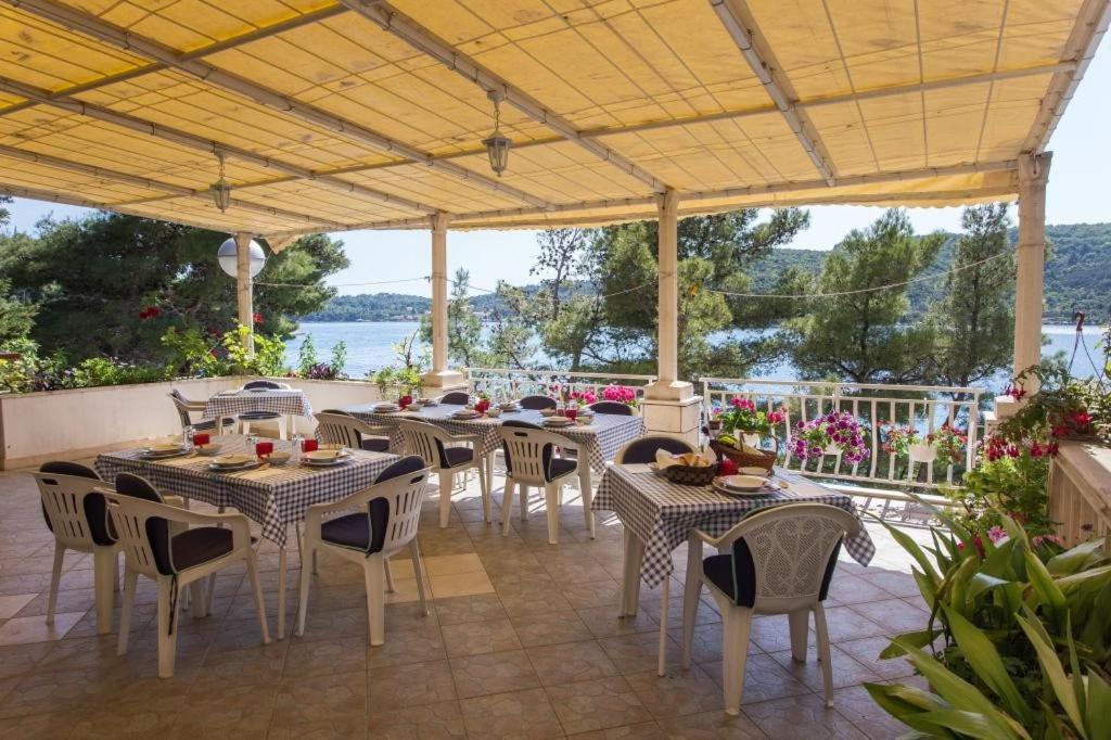 Villa Malfi Затон Стая снимка