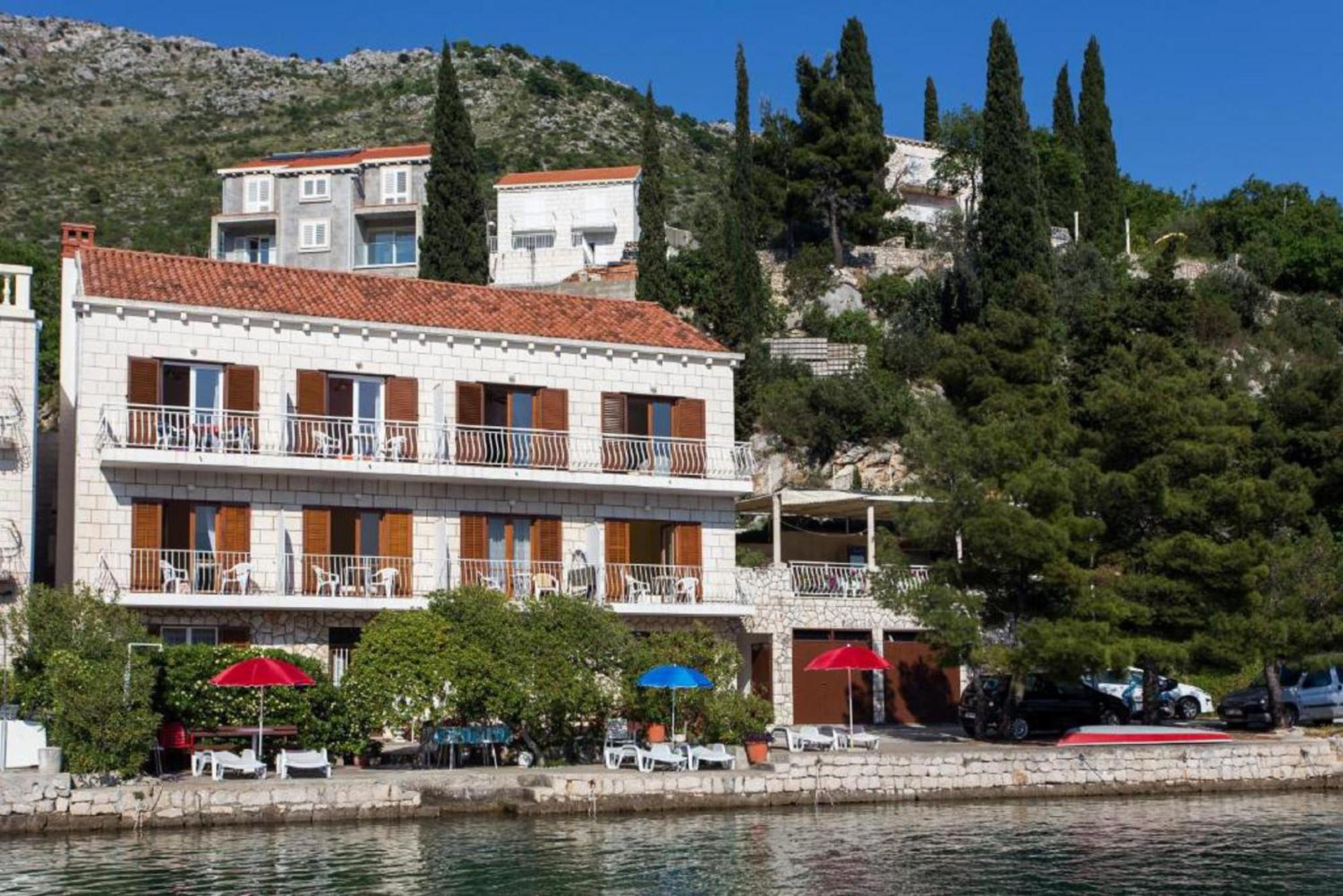Villa Malfi Затон Стая снимка