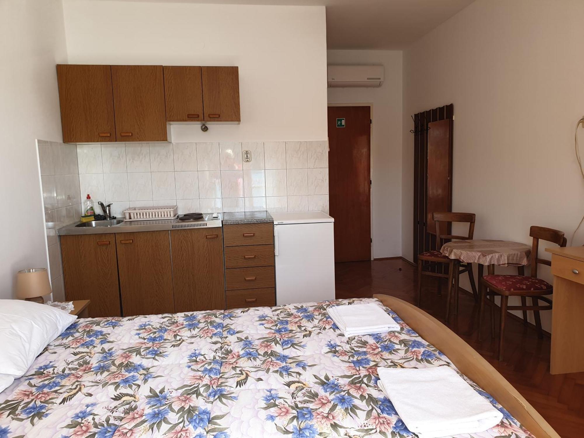 Villa Malfi Затон Екстериор снимка